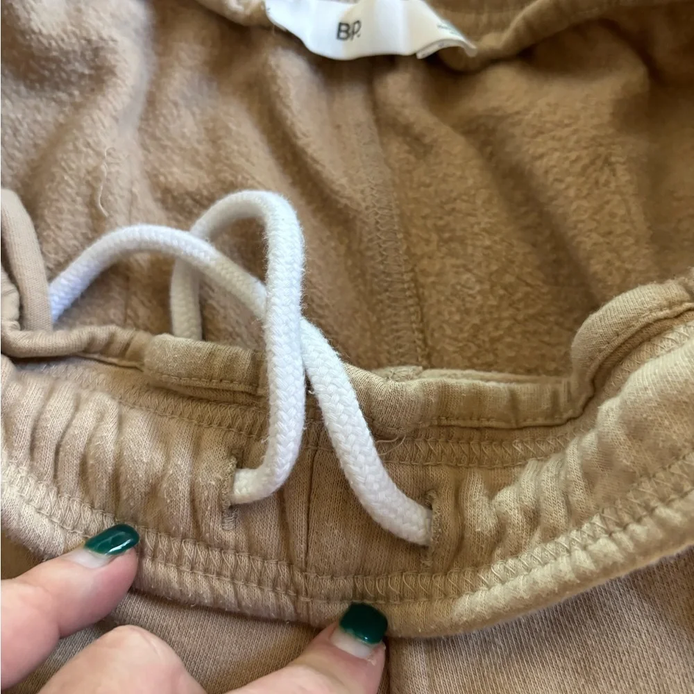 BP Nordstrom tan knit loose fit drawstring shorts size large